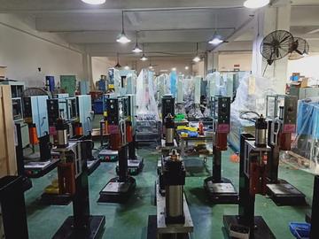 超聲波塑料模具工廠實景